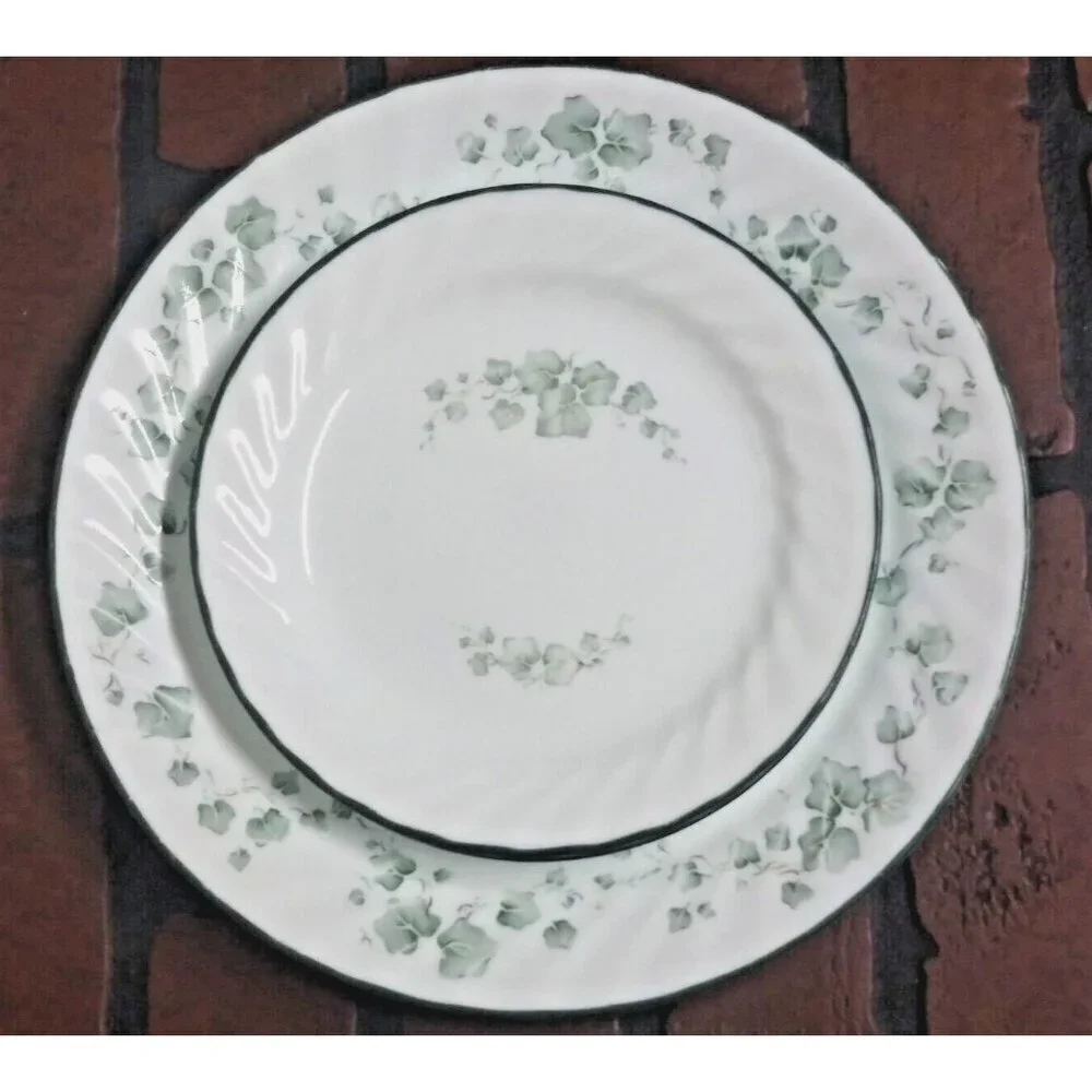 4 pieces Corelle By Corning Callaway Ivy Swirl 2 Dinner Plates 2 salad plates GC